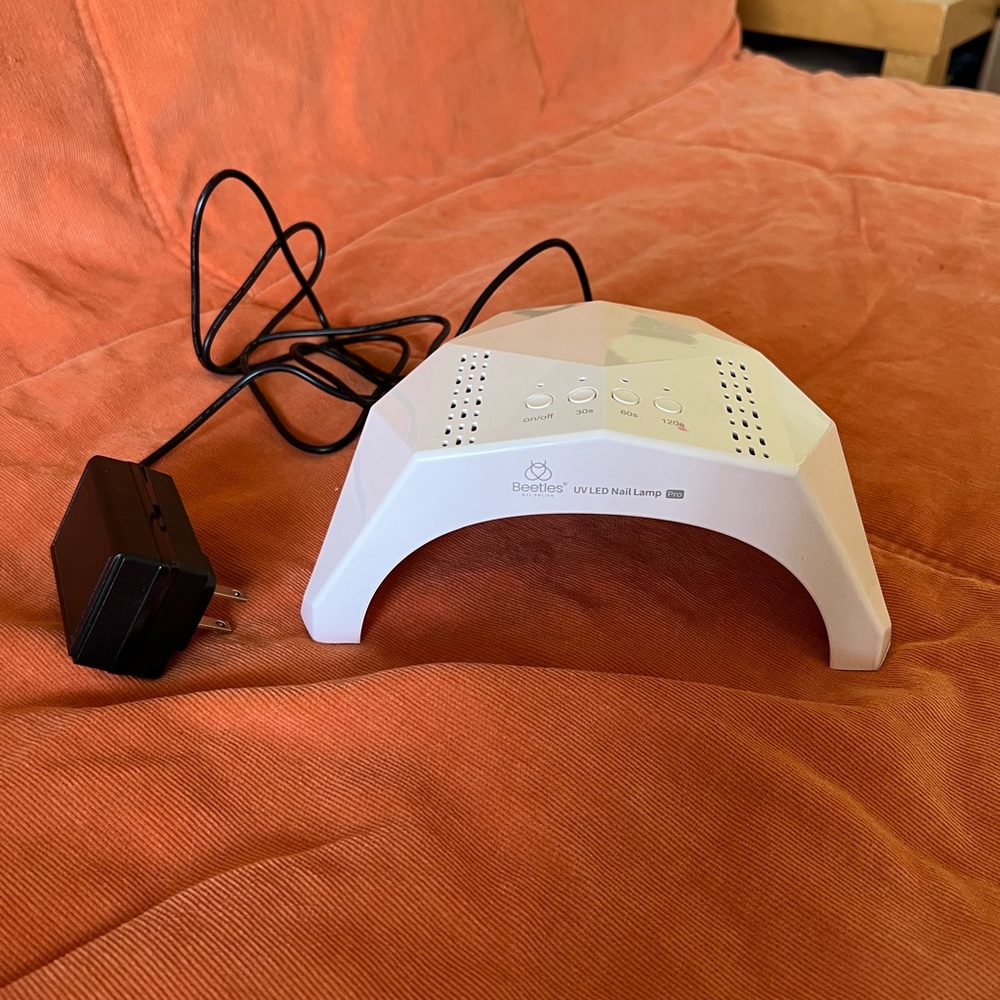 Beetles LED UV Gel nails lamp